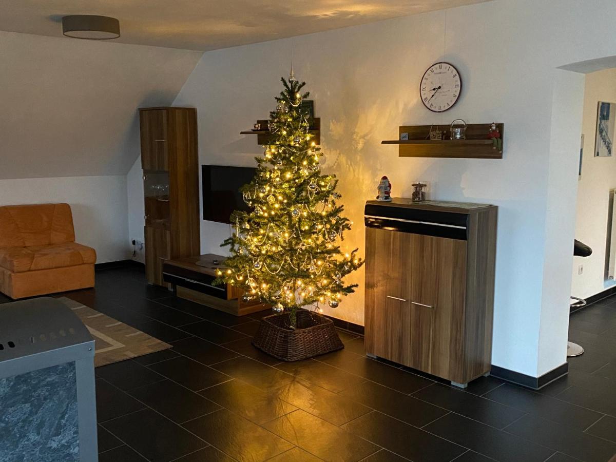 Grosszügig und komfortabel:Ferienwohnung im Bayerischen Wald! Wiesenfelden Exterior foto